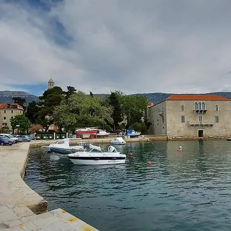 Kuss * Kastela