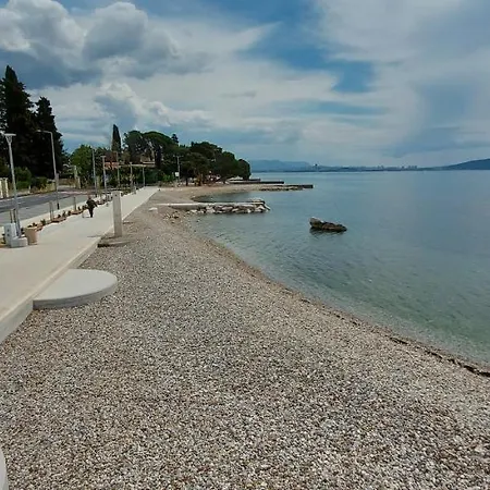 Kuss Kastela