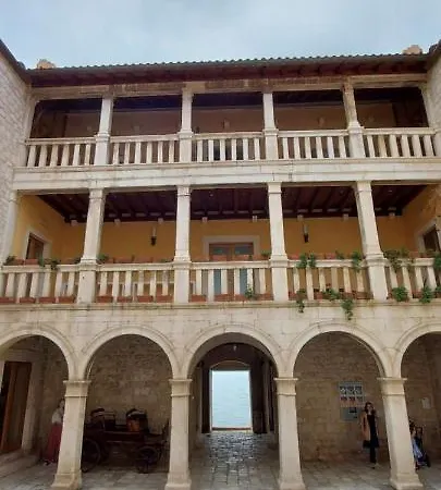 Kuss Apartment